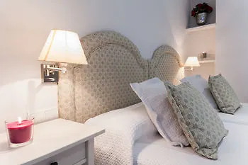 Hotel Sevilla Luxury Rentals - Alcazar